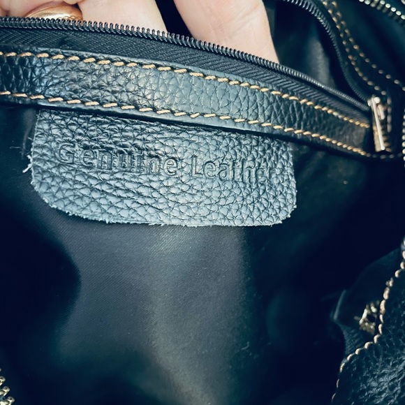 Gorgeous Pebble Leather Tote - Picture 7 of 9